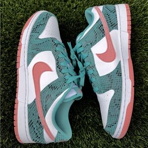 Washed Teal/Bleached Coral dunk 10.5 lightly used
